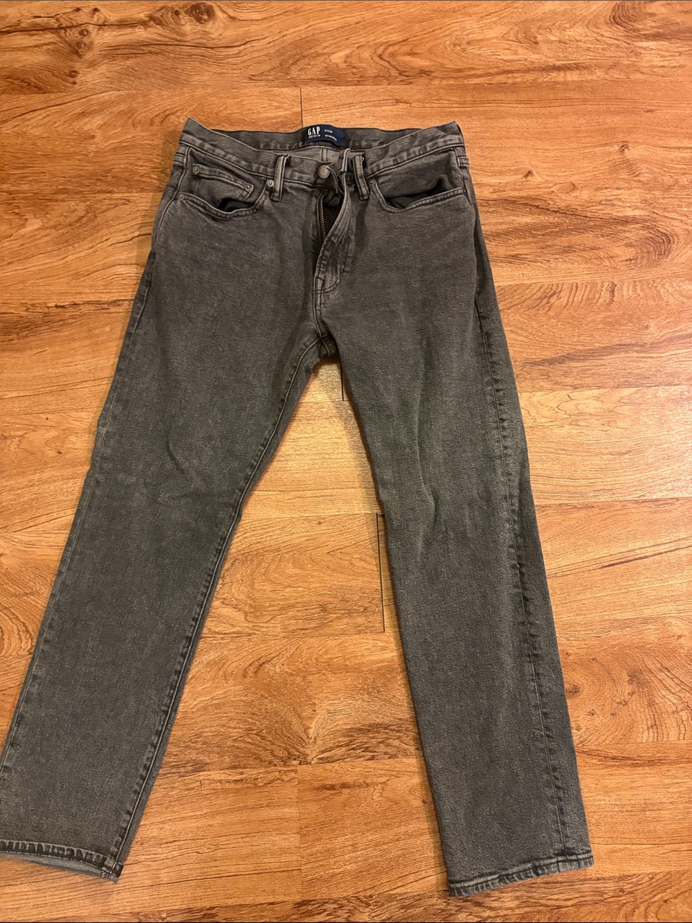 GAP Men's Charcoal Slim Straight Jeans